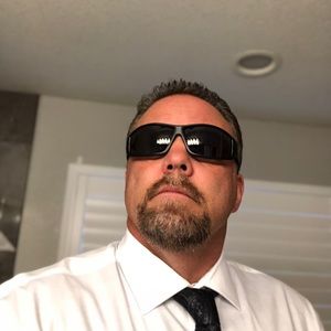 Meet your Posher, Jason